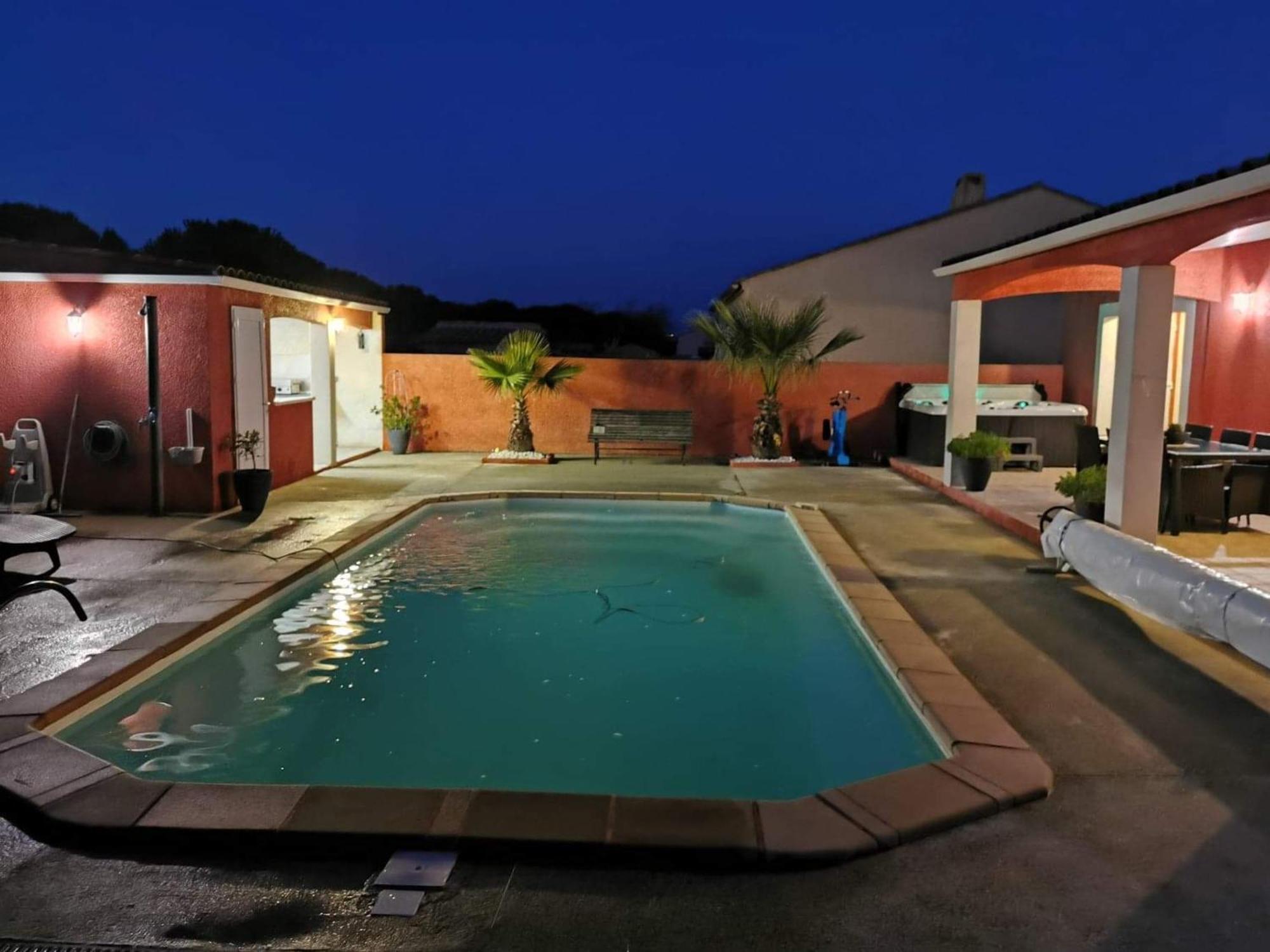 Villa Elegante A Carcassonne Avec Jardin Et Jacuzzi 外观 照片