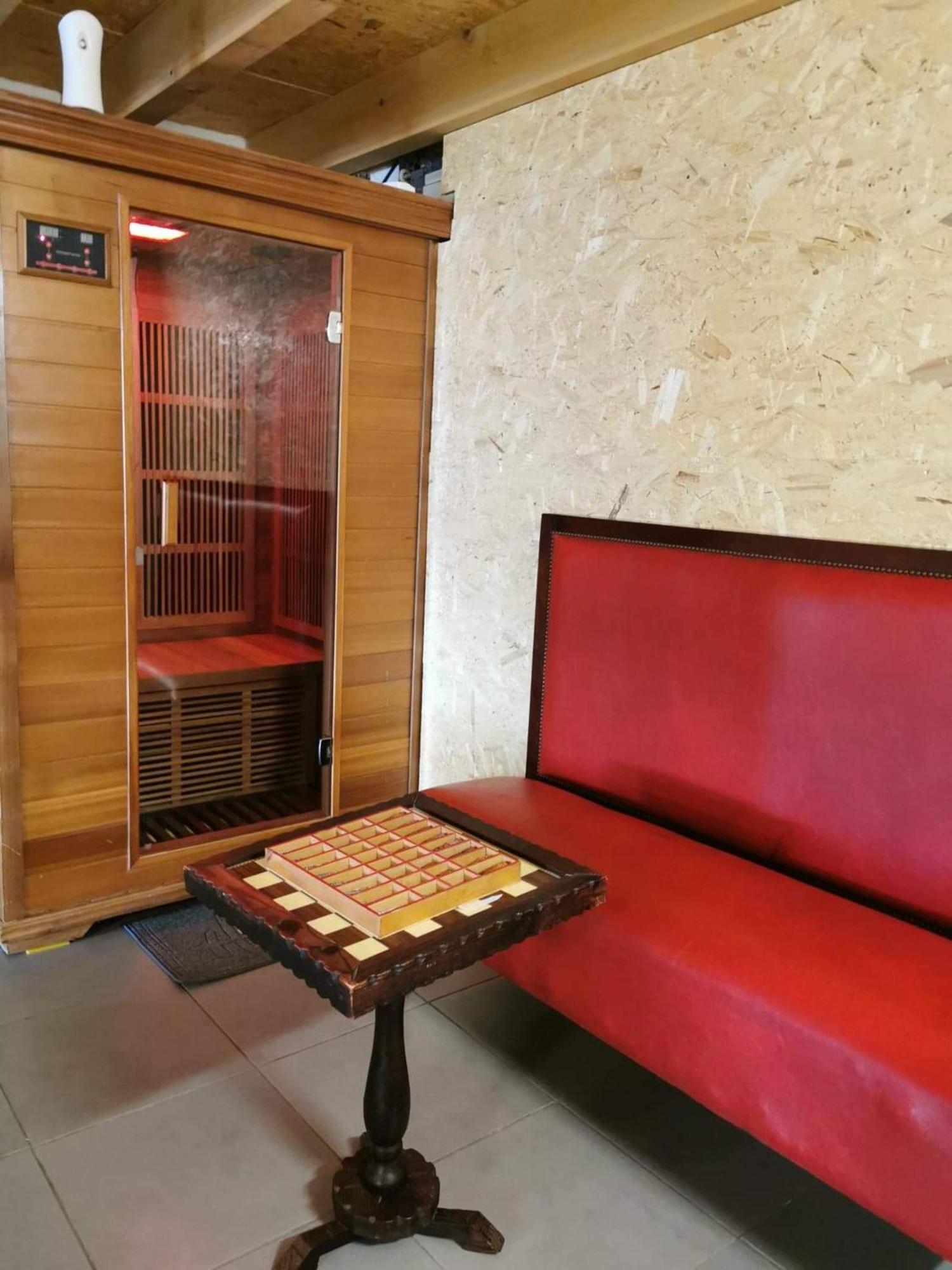 Villa Elegante A Carcassonne Avec Jardin Et Jacuzzi 外观 照片